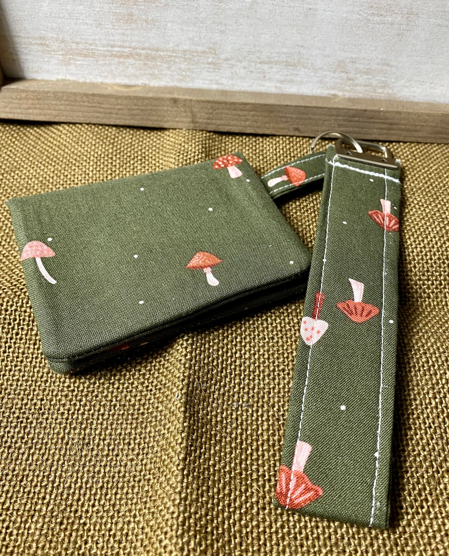 Wallet Keychain Set